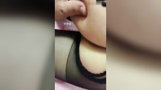 【麻花免费视频】大哥在外打工，嫂子雏菊献给了我，肛交到出血