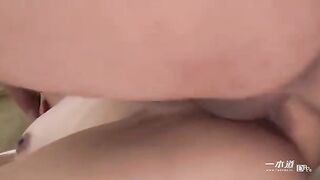 高清无码3p小萝莉连续中出淫水乱流37分钟.