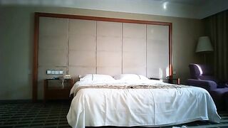 冤大头王老板最新作品之桑拿选秀双飞两个妹子貌似又花了2000多720P高清无水印完整版上部