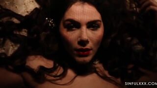 被老板诱奸的黑丝美妇