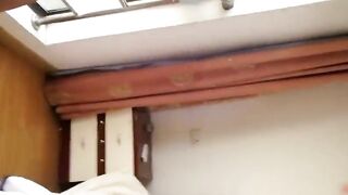 社会经验不足的女大学生被冒牌摄影师导演套路了宾馆私拍