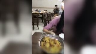 和性感黑丝女同事吃饭饮料下迷药