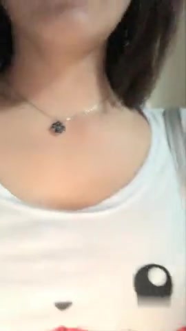 【麻花免费视频】大奶少妇回家双人啪啪 换上女仆装上位骑乘性感大屁股上下摆动