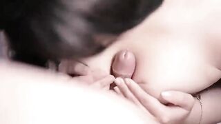 国产AV之美少妇在家淫欲高涨，让其男友穿着紧身内裤回家啪啪。