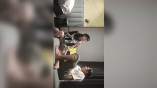 小宝寻花约了个黑帽高颜值外围妹子，舌吻调情扣逼沙发上操骑乘抽插猛操，呻吟娇喘非常诱人