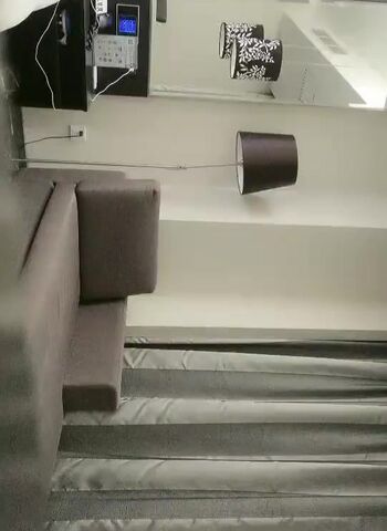 乔总全国外围约了个短裤妹子TP啪啪，沙发脱掉内裤扣逼口交后入猛操，呻吟娇喘非常诱人